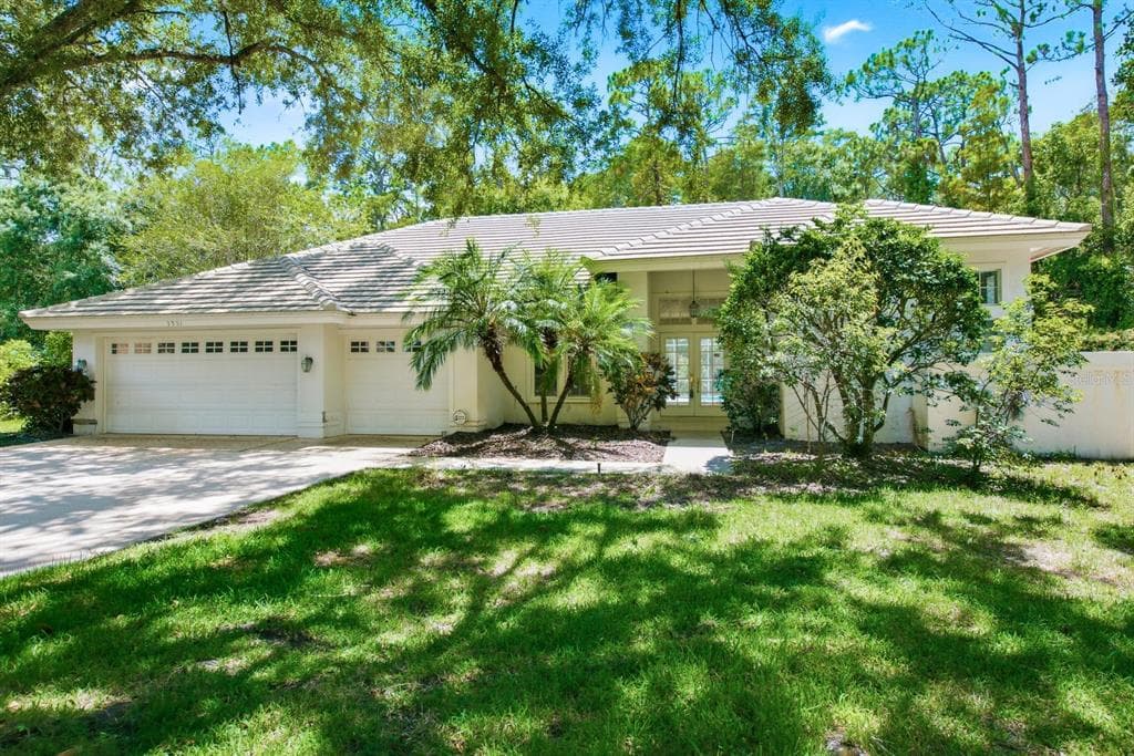 3951 BRIGHTSIDE LANE PALM HARBOR, FL 34685