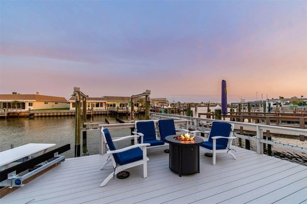 392 BOCA CIEGA POINT BOULEVARD N