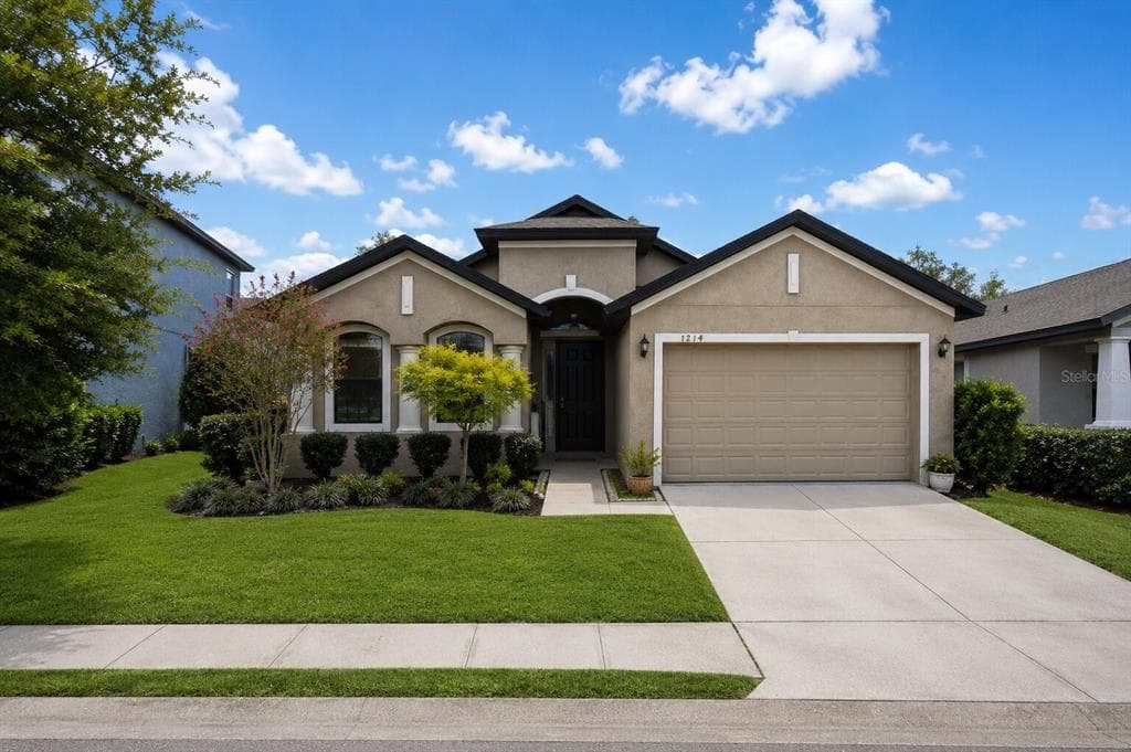 1214 FLORABLU DRIVE SEFFNER, FL 33584