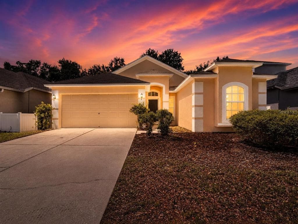 8536 CANTERBURY LAKE BOULEVARD