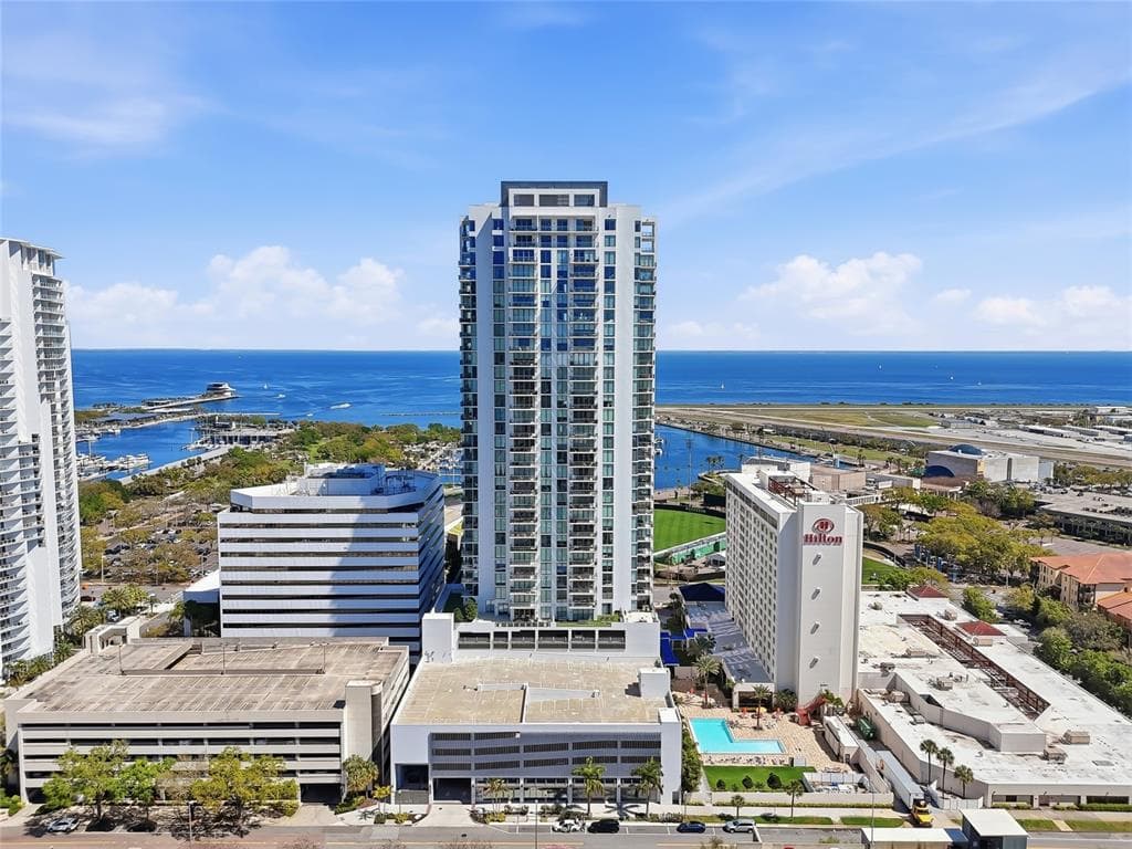 301 1ST STREET S UNIT 2705