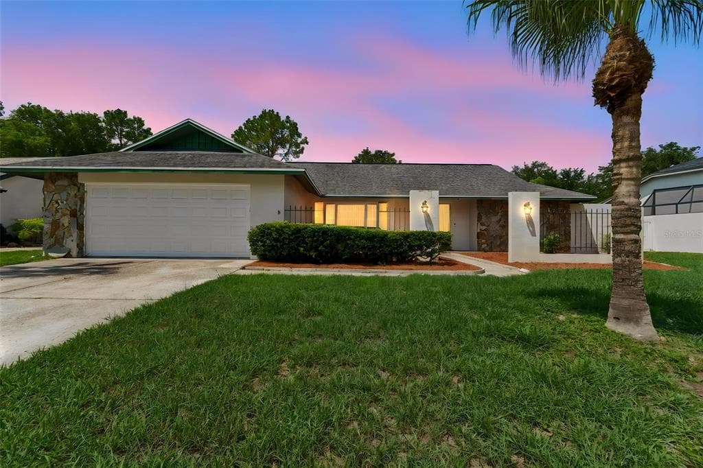 9237 PEBBLE CREEK DRIVE
