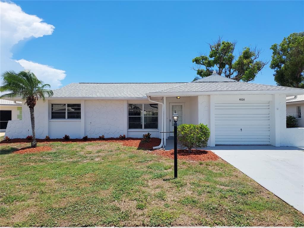4006 PALM COURT BRADENTON, FL 34208