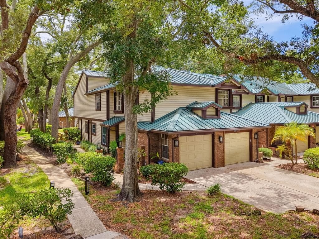 1491 MAHOGANY LANE UNIT 1491