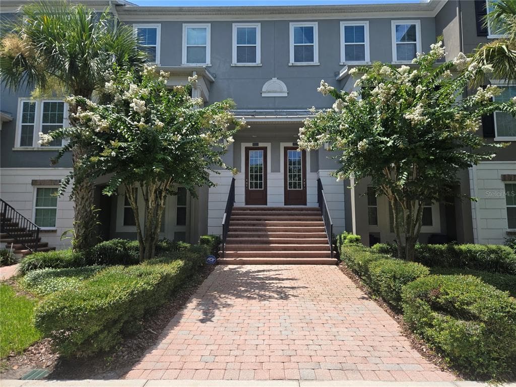 529 LANARK COURT
