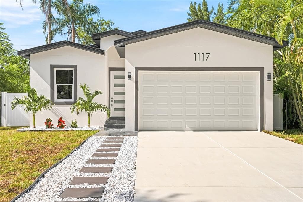 1117 15TH AVENUE NW LARGO, FL 33770