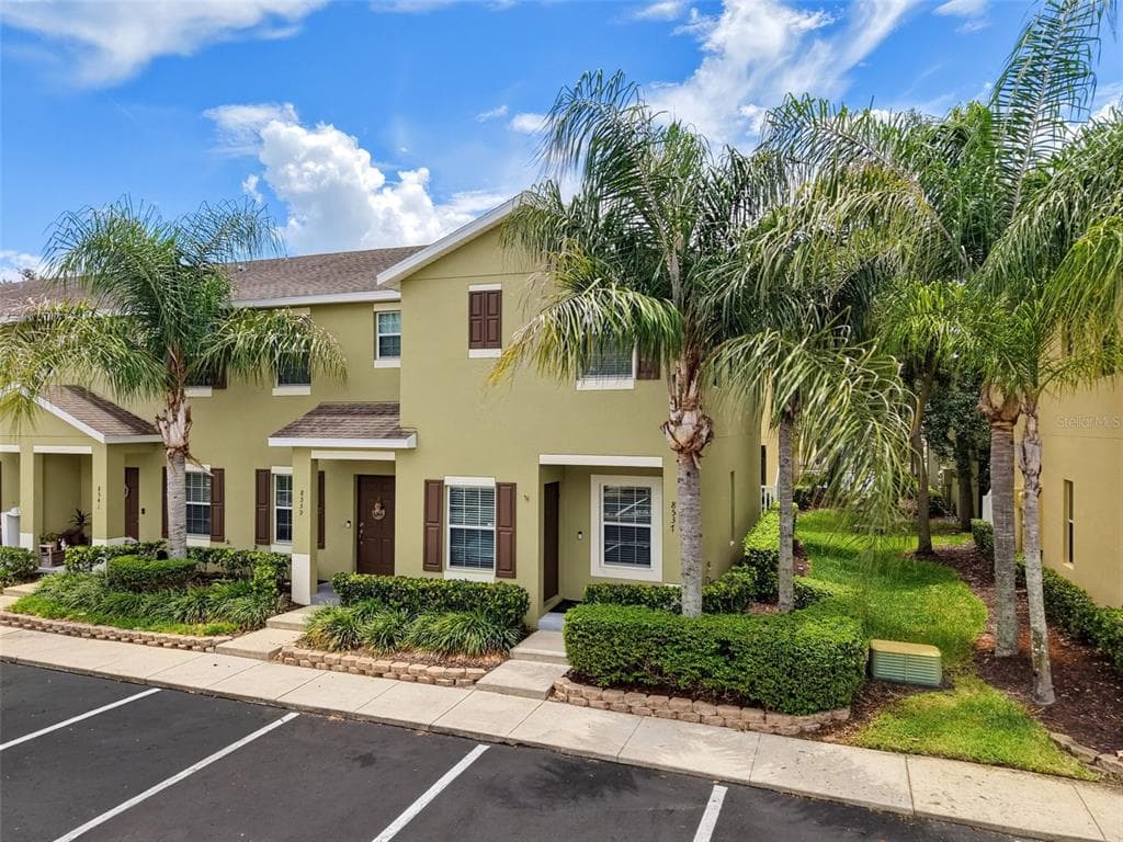 8537 BRUSHLEAF WAY TAMPA, FL 33647