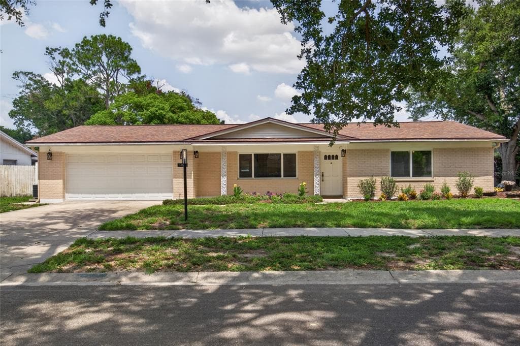 12501 SAINT CHARLOTTE DRIVE TAMPA, FL 33618