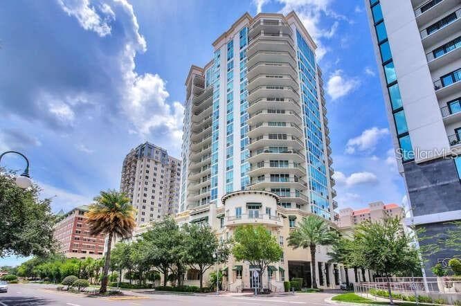 450 KNIGHTS RUN AVENUE UNIT 102