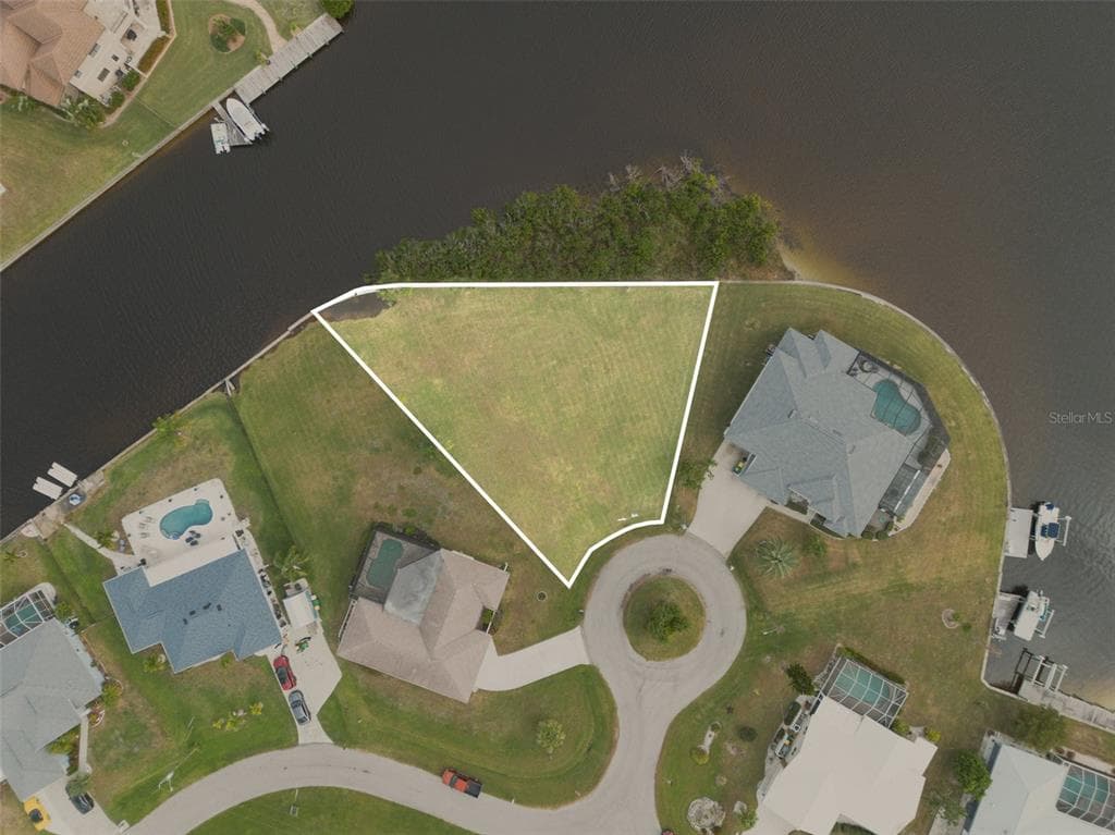 3528 FOX TERRACE PORT CHARLOTTE, FL 33981