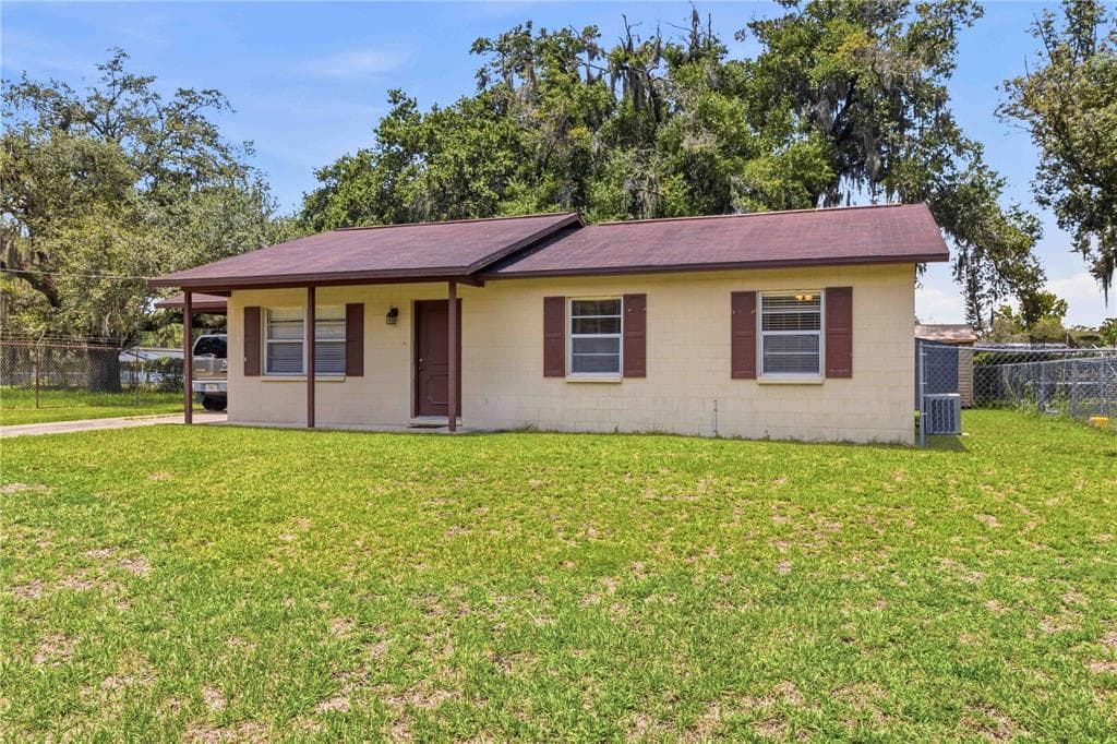 2113 OAKVIEW LANE PLANT CITY, FL 33566