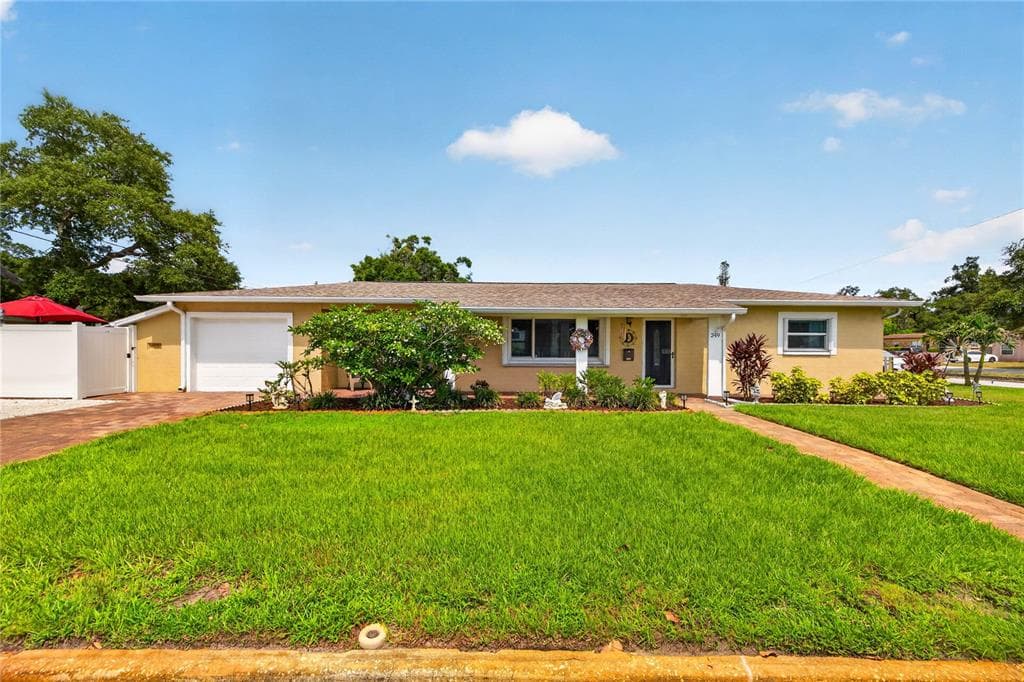 249 54TH STREET N ST PETERSBURG, FL 33710