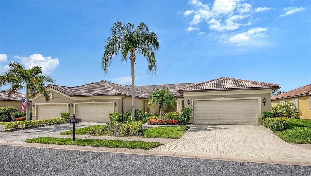11109 CAMPAZZO DRIVE VENICE, FL 34292