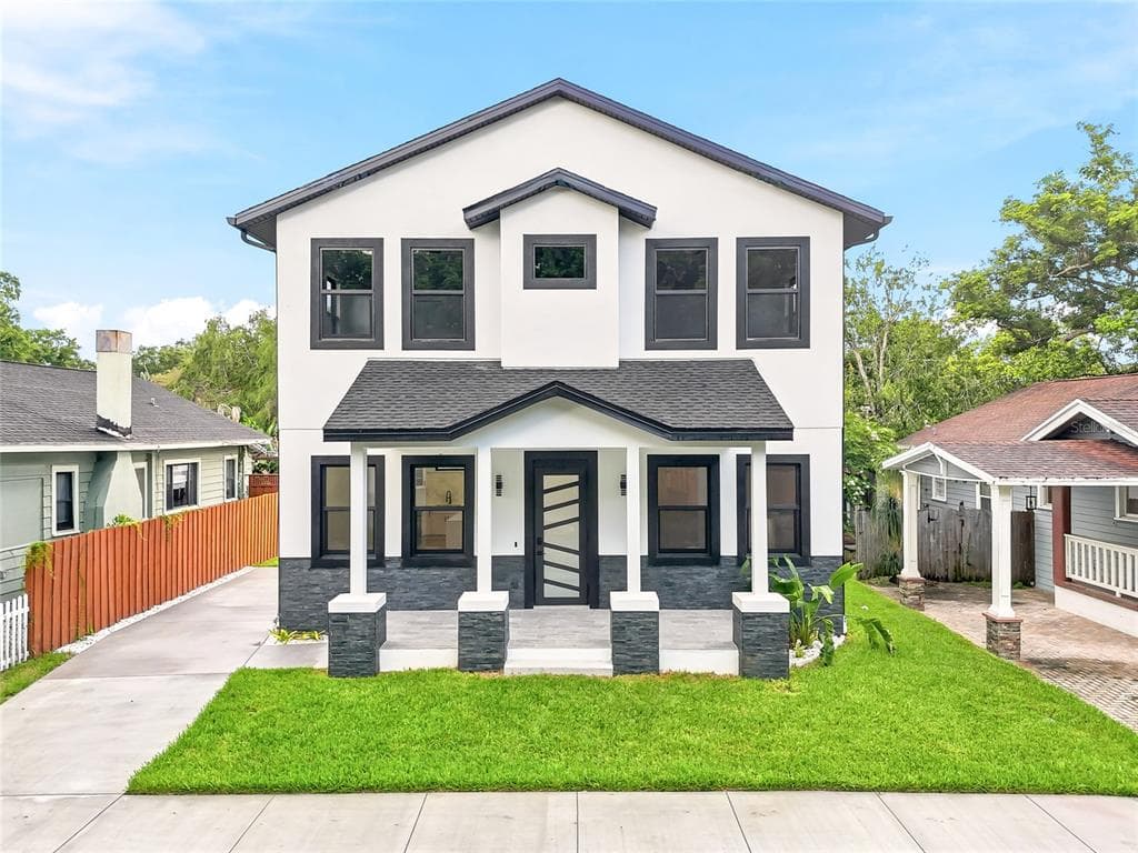 7106 N 10TH STREET