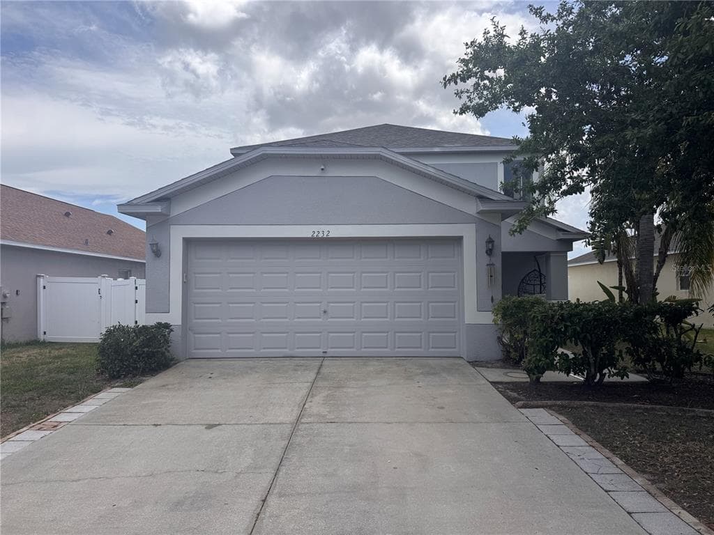 2232 COLVILLE CHASE DRIVE RUSKIN, FL 33570