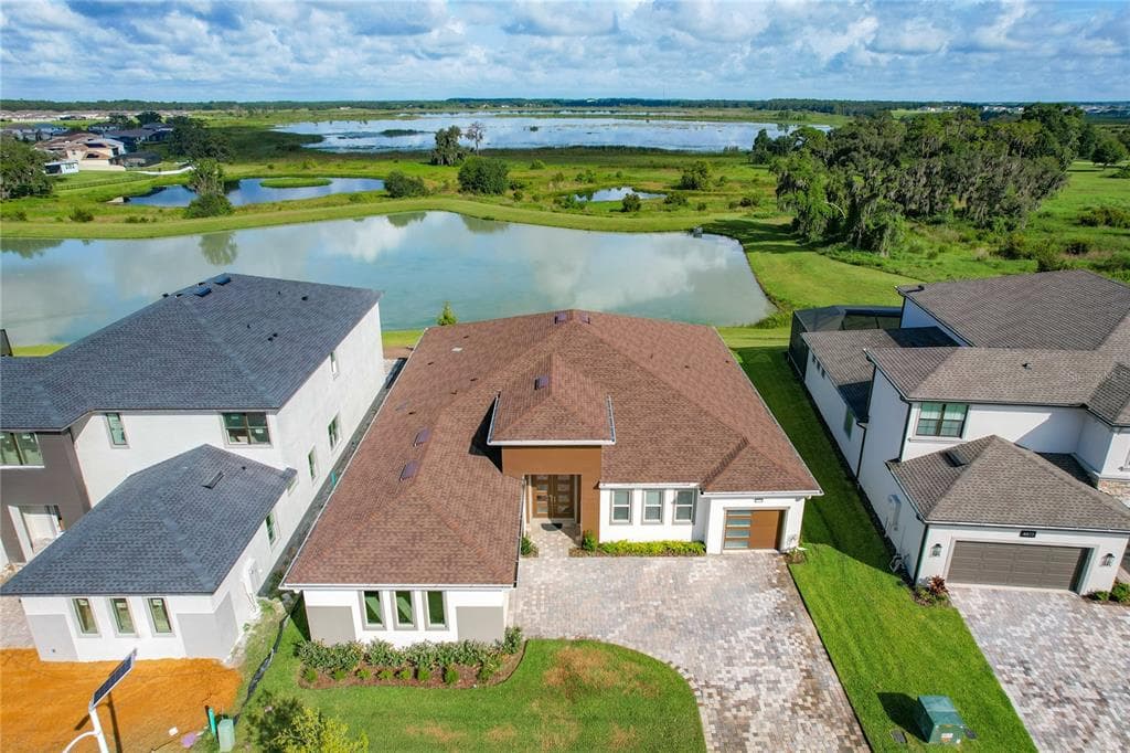 8859 IVY STARK BOULEVARD WESLEY CHAPEL, FL 33545