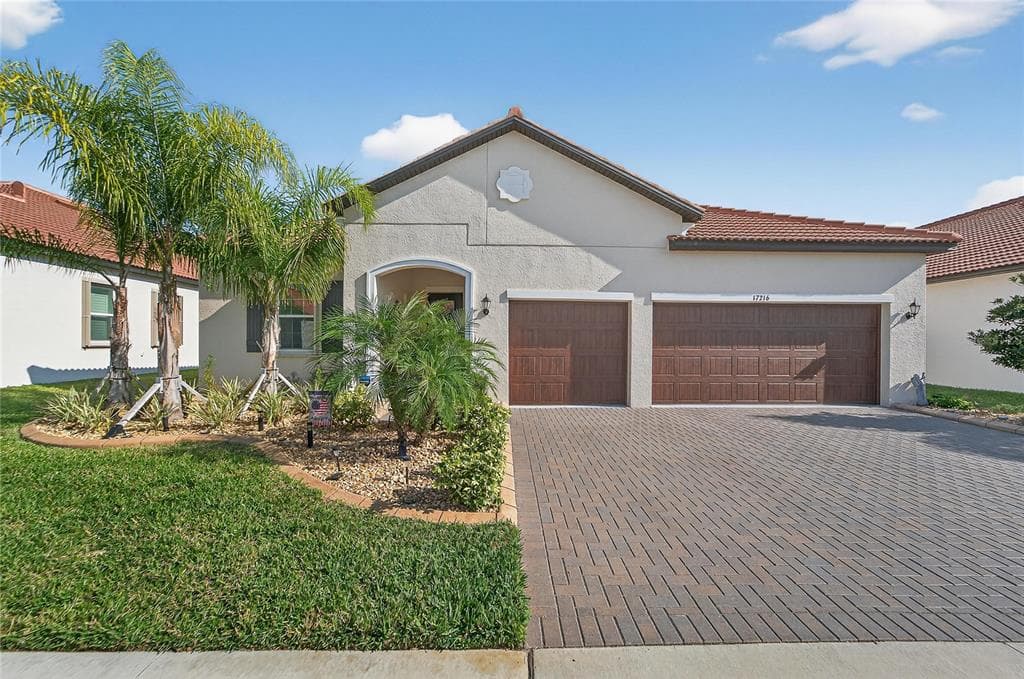 17216 SCUBA CREST STREET WIMAUMA, FL 33598