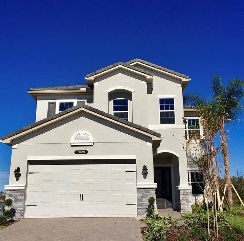 30791 LINDENTREE DRIVE WESLEY CHAPEL, FL 33543
