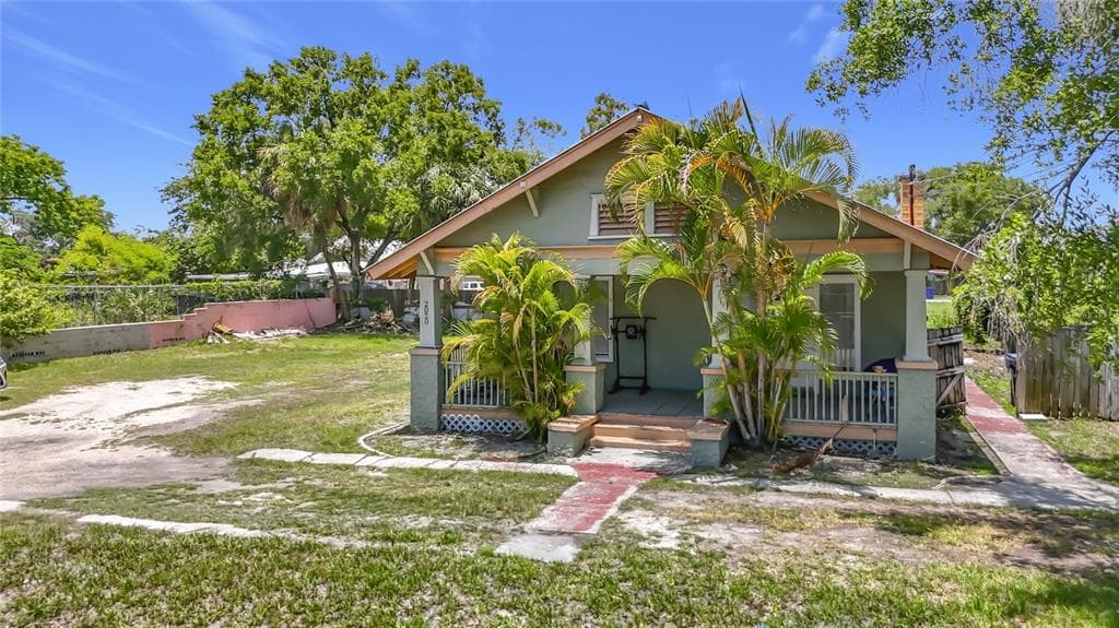 2020 DAVIS STREET TAMPA, FL 33605