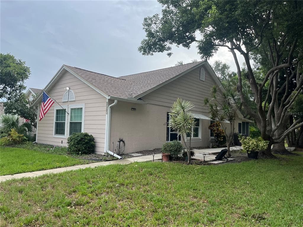 2387 BENTLEY DRIVE
