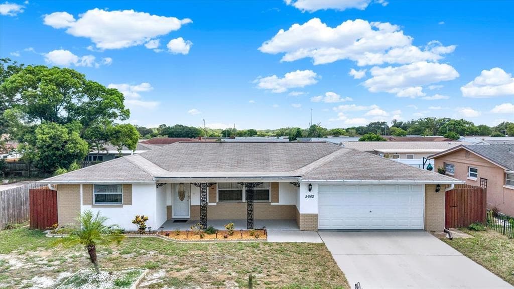 5642 DOVE DRIVE NEW PORT RICHEY, FL 34652