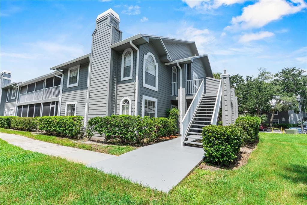 11942 SKYLAKE PLACE UNIT C TAMPA, FL 33617