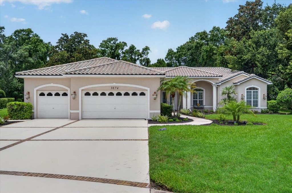 3874 CRESCENT COVE PLACE TARPON SPRINGS, FL 34688