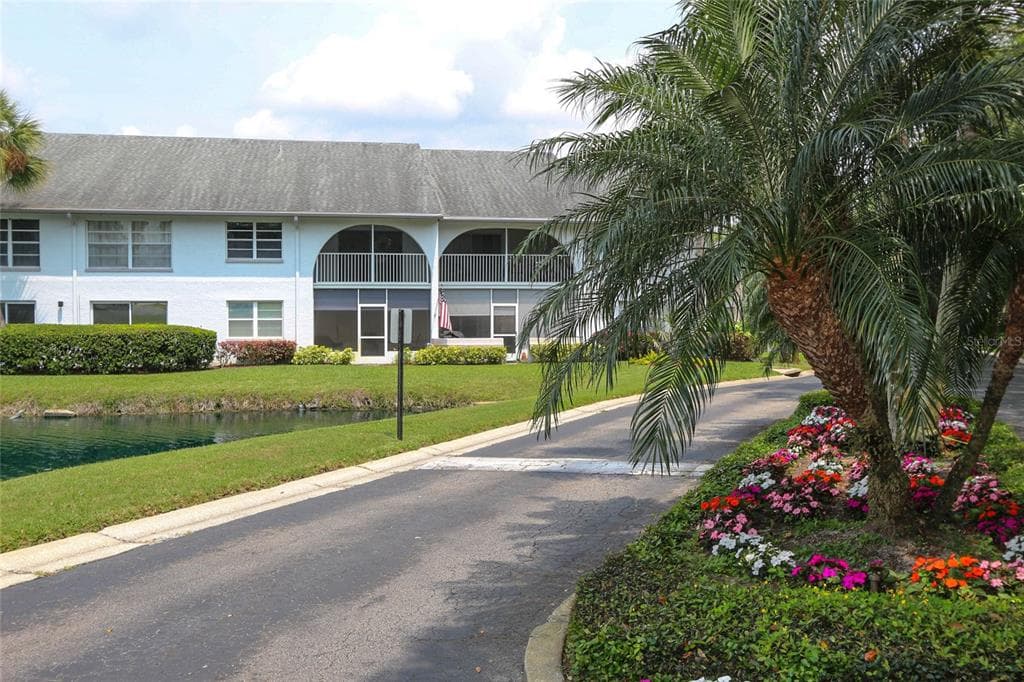 3203 LANDMARK DRIVE UNIT 2202 CLEARWATER, FL 33761