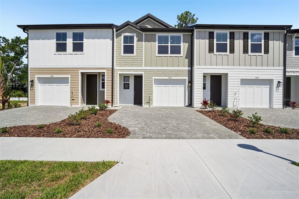 7556 DEER VALLEY CIRCLE TAMPA, FL 33635