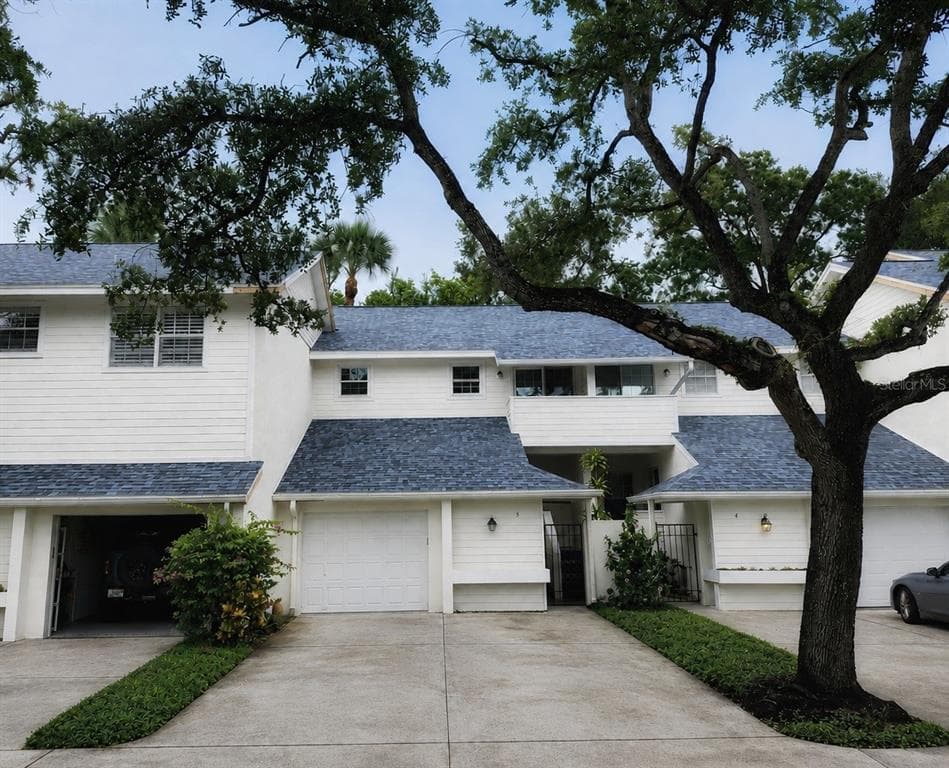 5203 BAYSHORE BOULEVARD UNIT 5 TAMPA, FL 33611