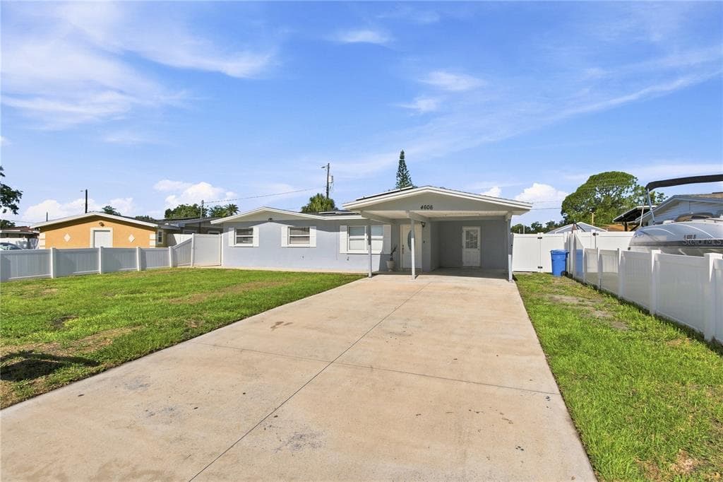 4606 BYERLE CIRCLE TAMPA, FL 33634