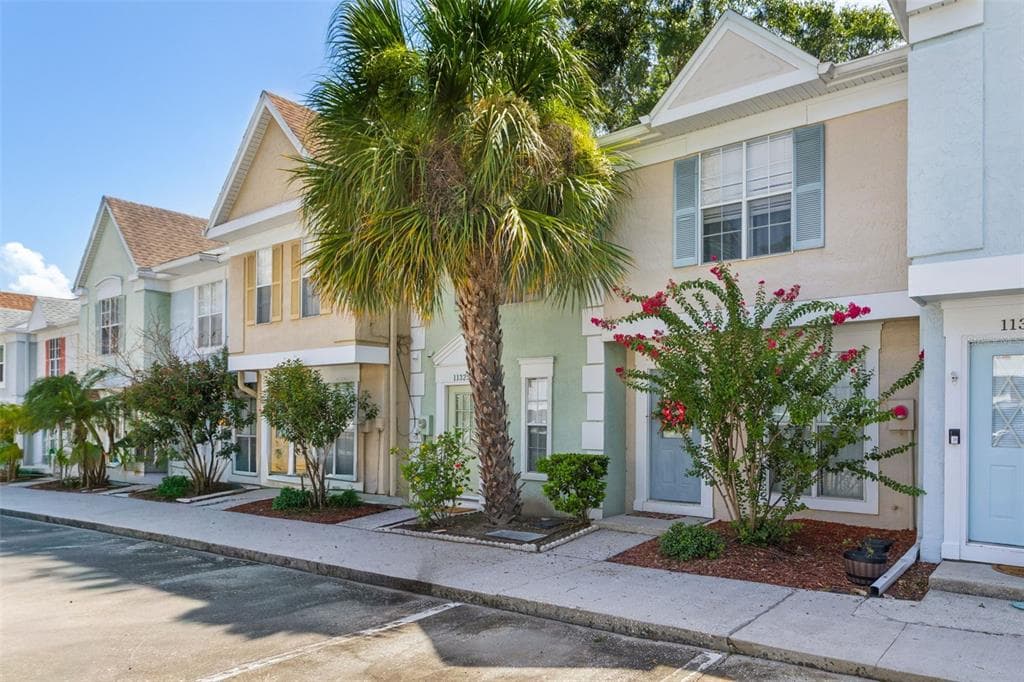 11325 STRATTON PARK DRIVE UNIT 11325 TAMPA, FL 33617