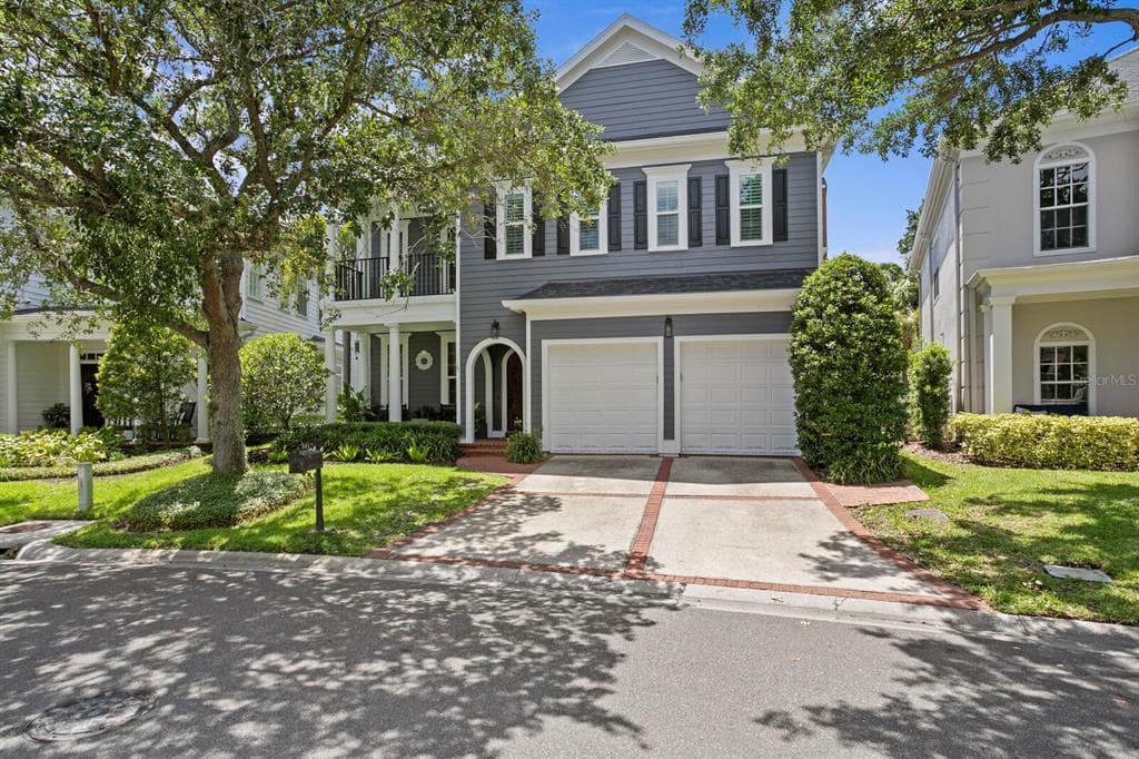 903 HARBOUR BAY DRIVE TAMPA, FL 33602