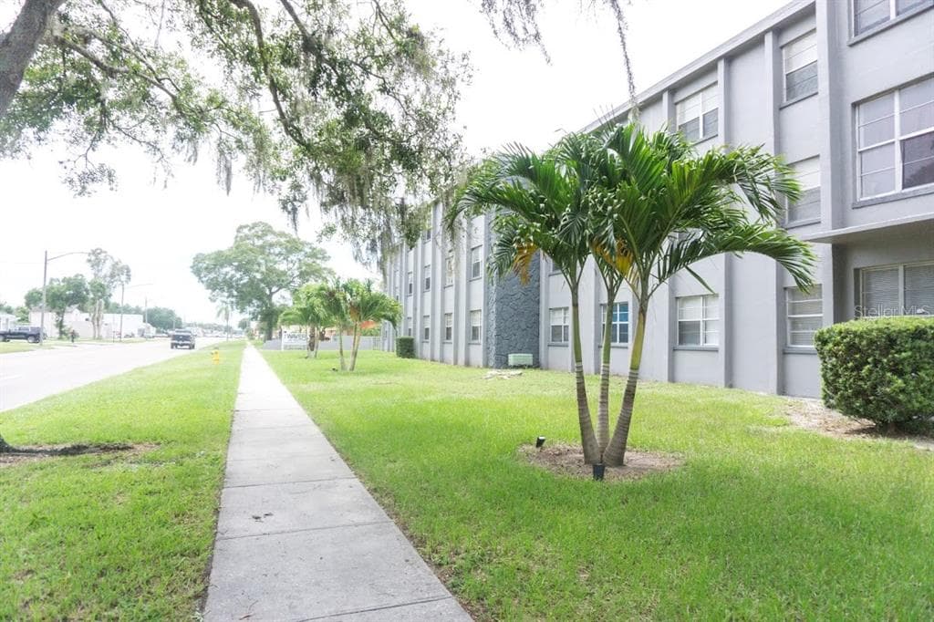 4601 22ND AVENUE S UNIT 207
