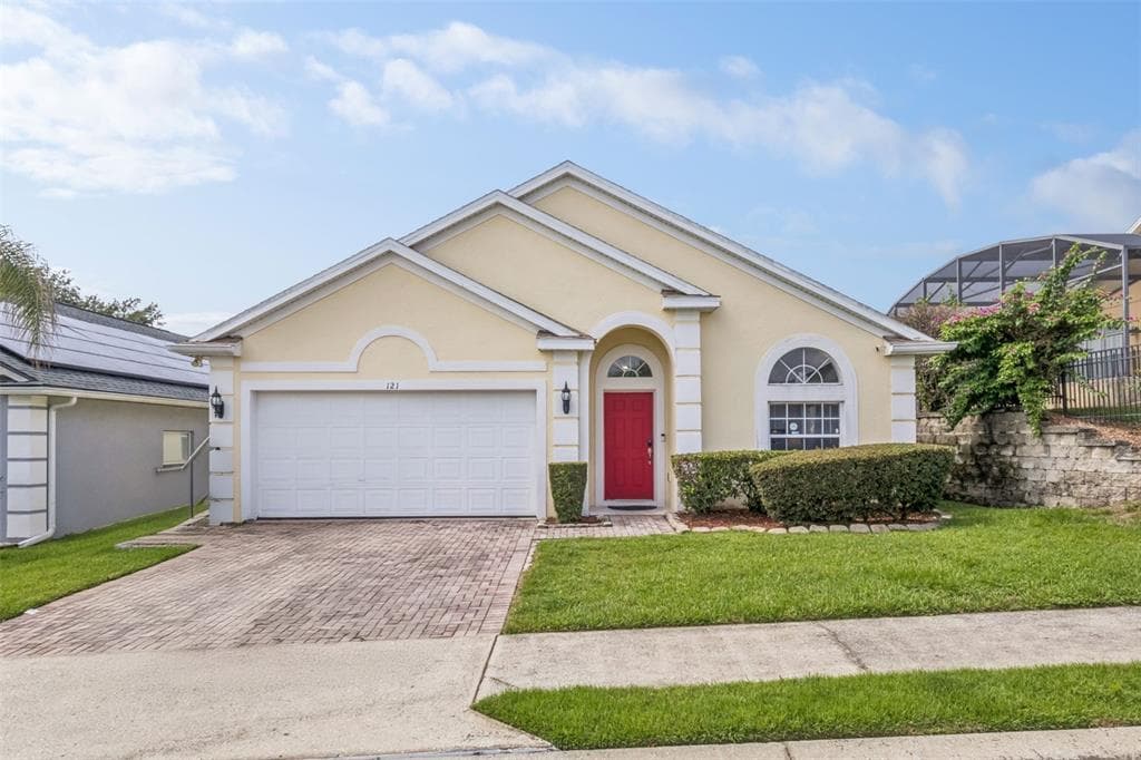 121 VINE DRIVE DAVENPORT, FL 33837