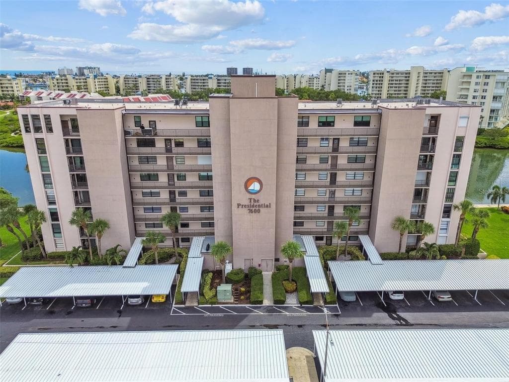 7600 SUN ISLAND DRIVE S UNIT 204 SOUTH PASADENA, FL 33707
