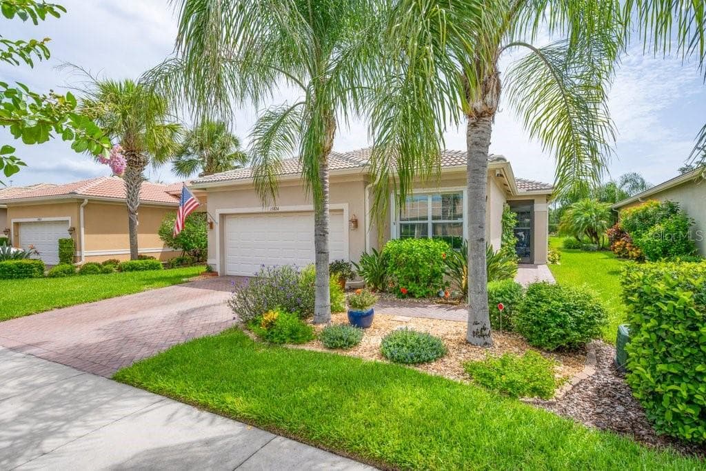 15824 AMBER FALLS DRIVE