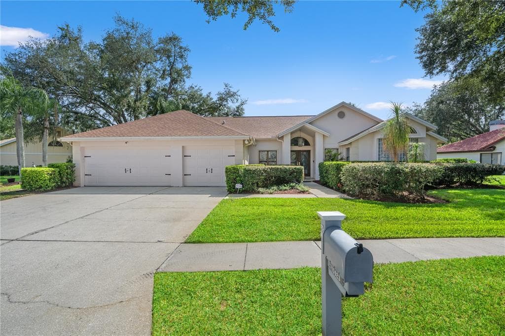 15923 ELLSWORTH DRIVE TAMPA, FL 33647