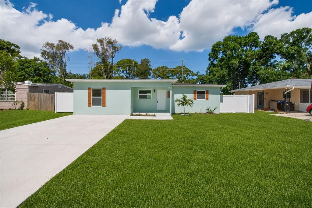 106 MELODY LANE