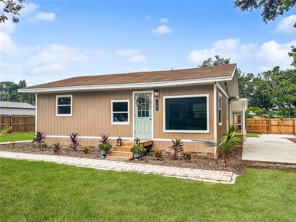 1362 MILTON STREET CLEARWATER, FL 33756