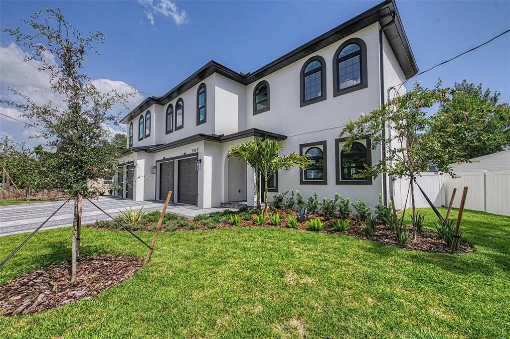 110 S ARRAWANA AVENUE UNIT 2