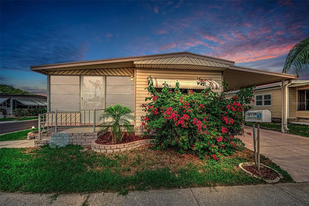 10539 TAHITIAN LANE UNIT 112