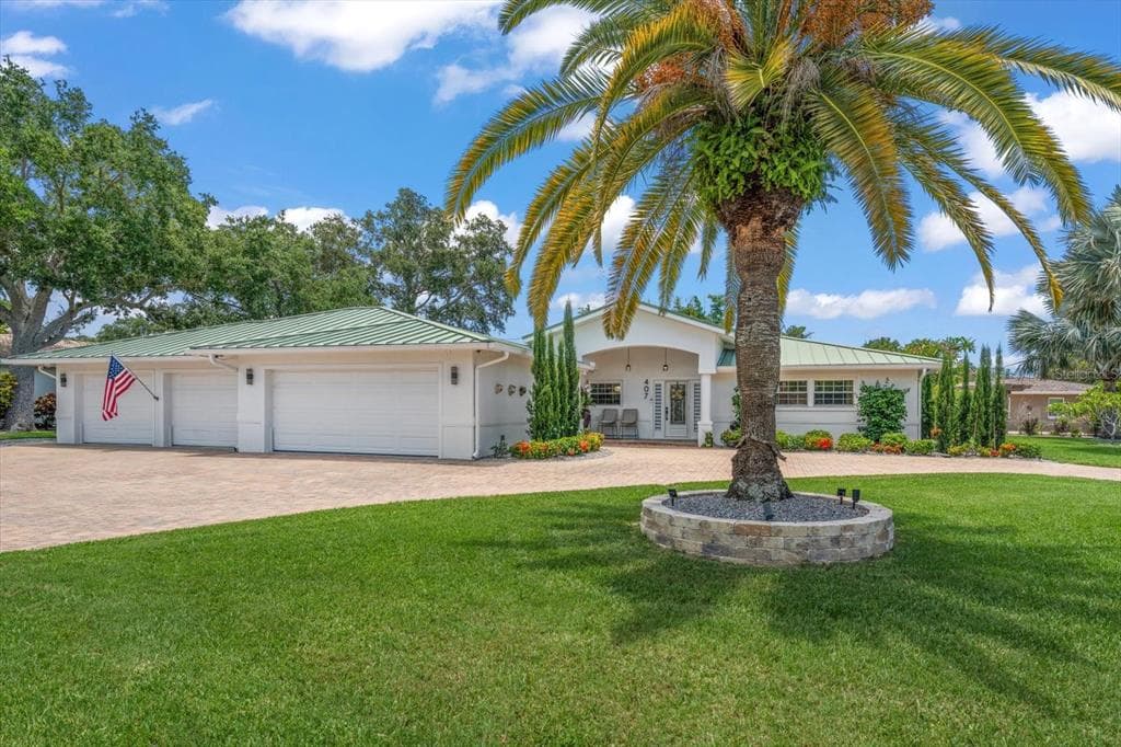 407 HARBOR VIEW LANE LARGO, FL 33770