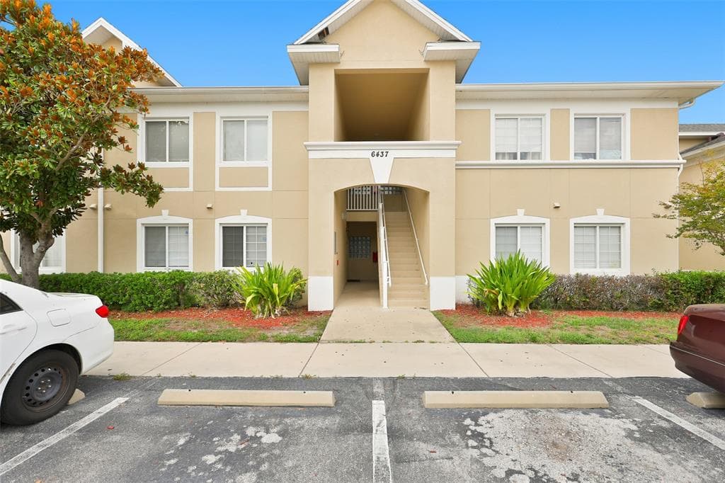 6437 CYPRESSDALE DRIVE UNIT 201