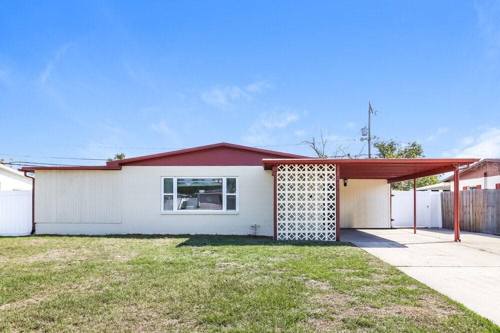 5615 LARIMER DRIVE TAMPA, FL 33615