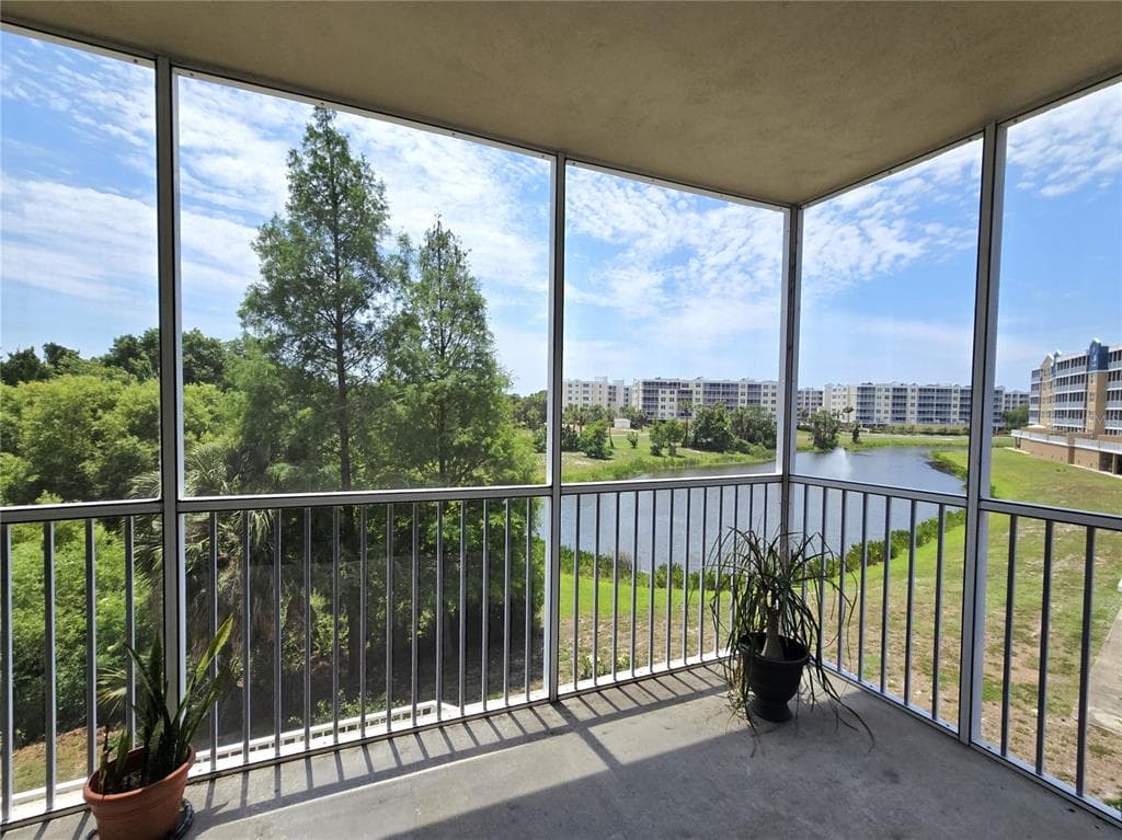 960 STARKEY ROAD UNIT 9206