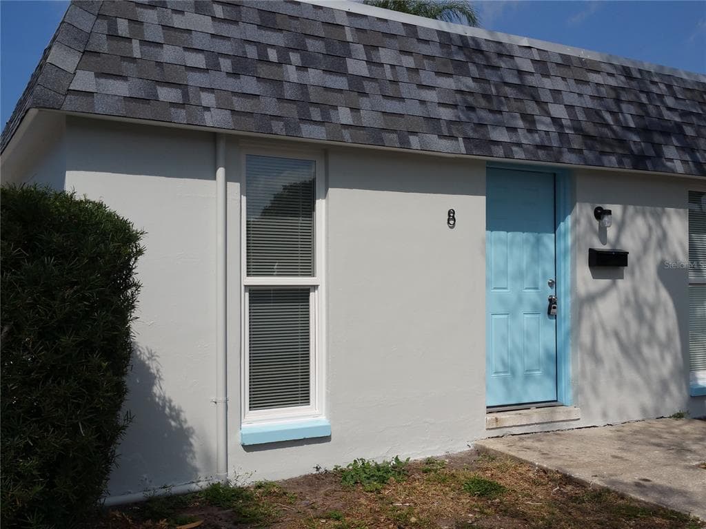 885 BELTREES STREET UNIT 8