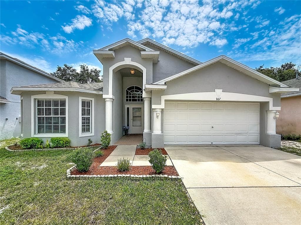 607 SUNSET BEACH COURT