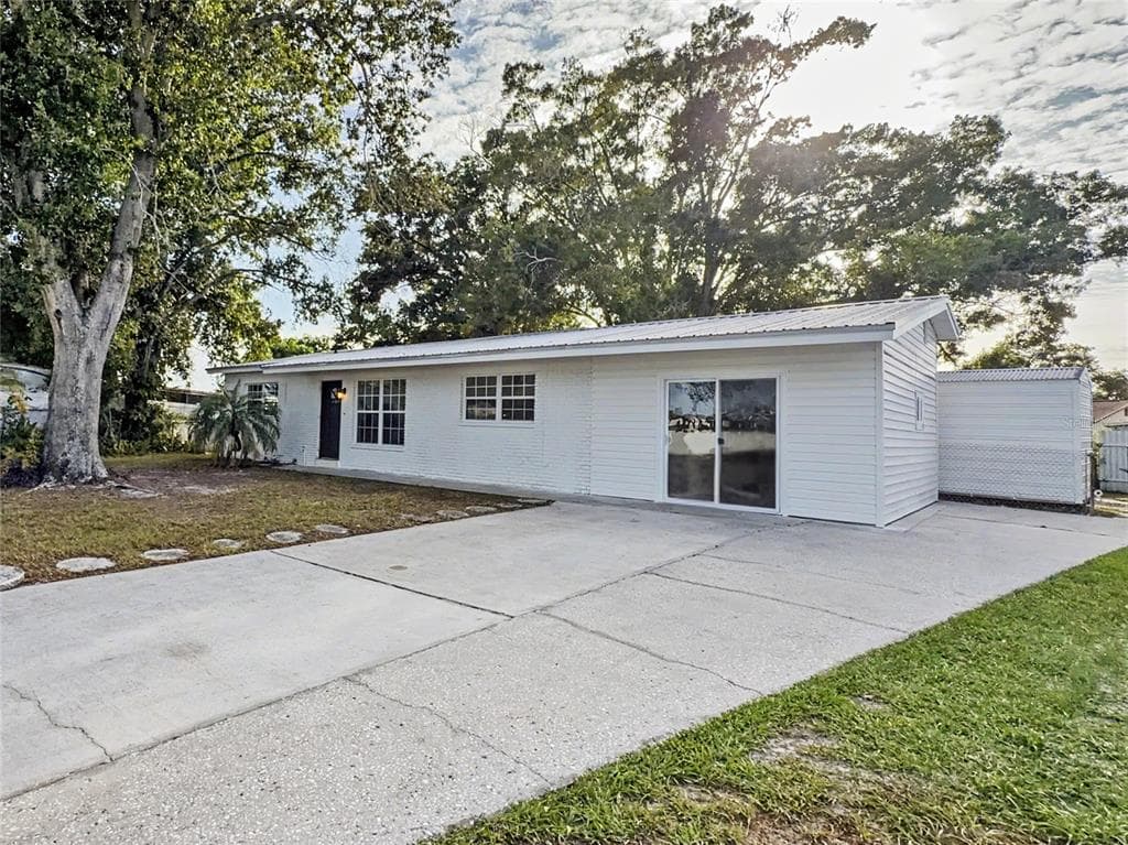 6404 WILLOW BEND PLACE