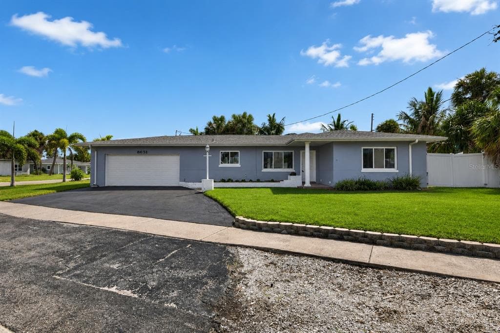 8651 GULF BOULEVARD ST PETE BEACH, FL 33706